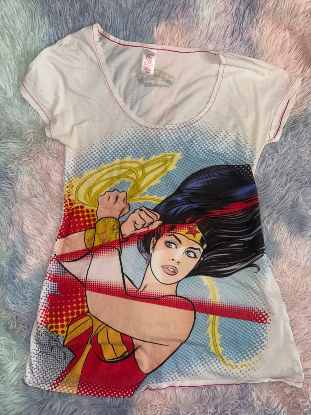 MAC cosmetics DC Comics Wonder Woman Short Sleeve Tee in White vintage